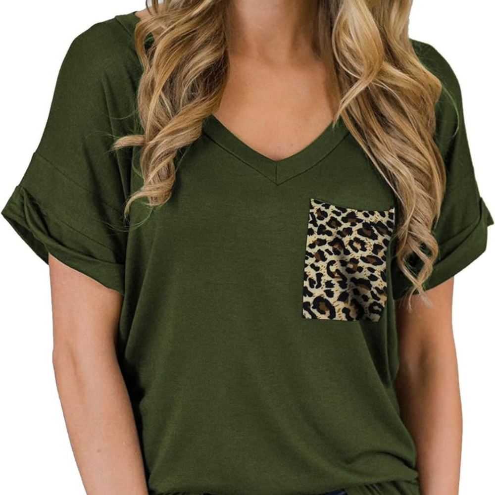 Women’s shirt medium